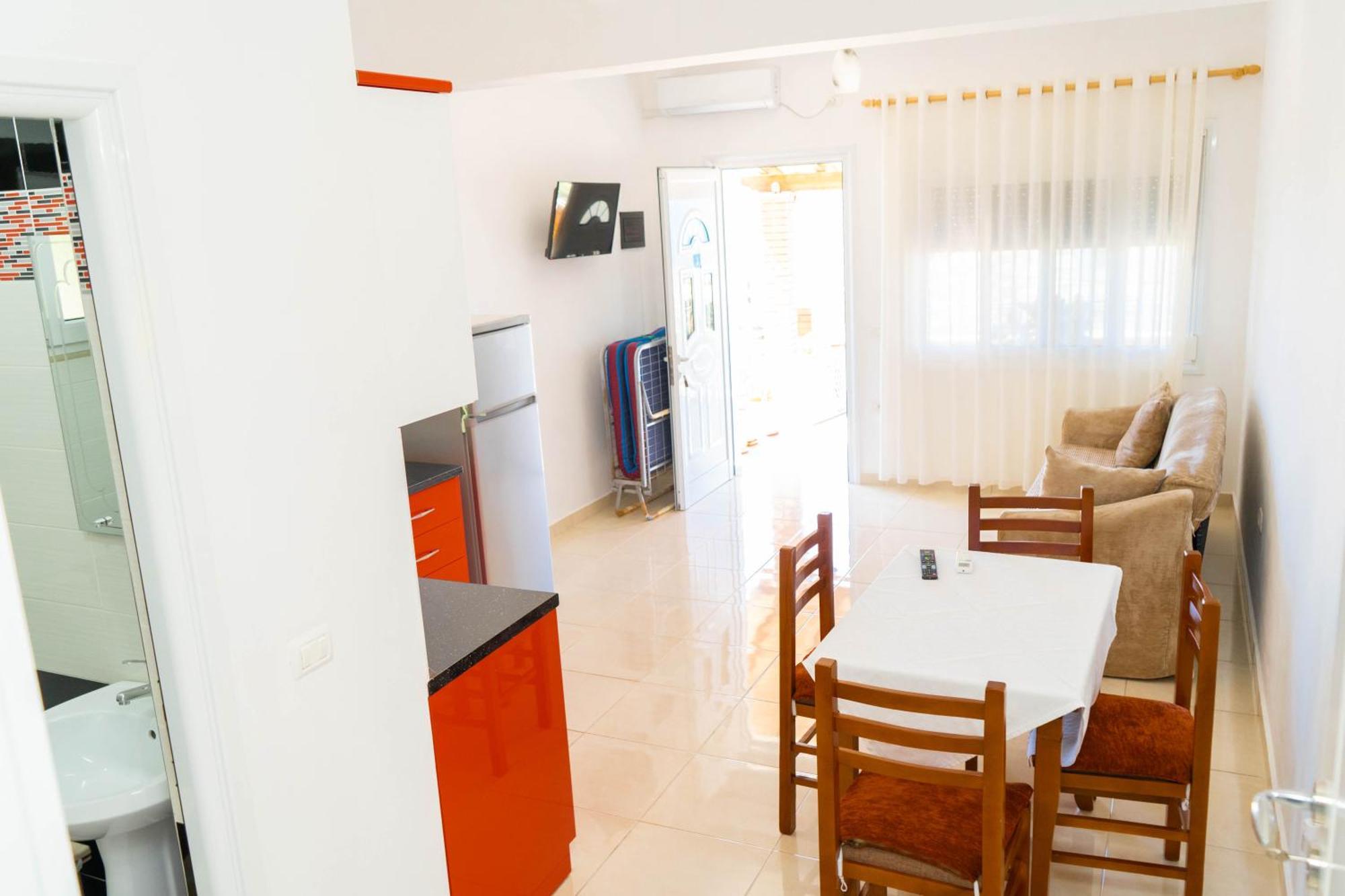 Vila Aliaj Vlorë Esterno foto